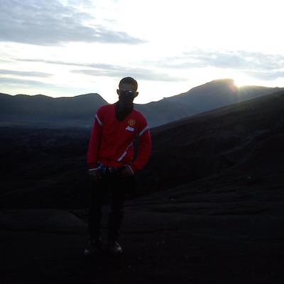 Profile Picture of Lukman_nani (@brian98479187) on Twitter