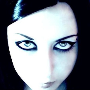 Profile Picture of Cassie Schwarts (@cassie.lips) on Myspace