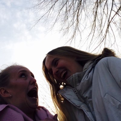 Profile Picture of Amanda Berge Karlsen (@amabadekar) on Twitter