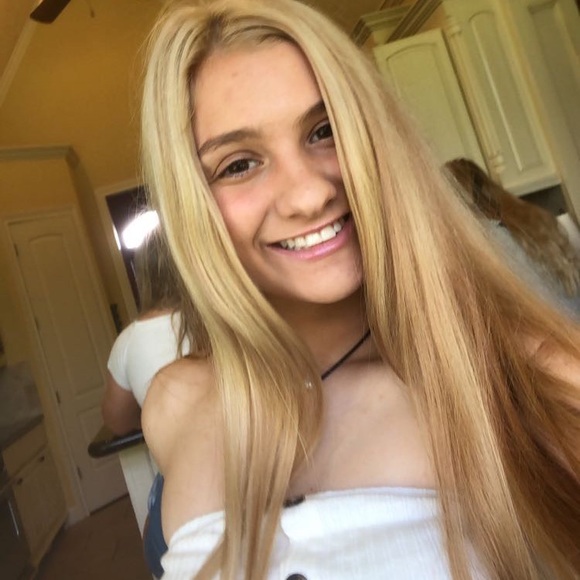 Profile Picture of Katelyn Malone (@katesclosettt1) on Poshmark