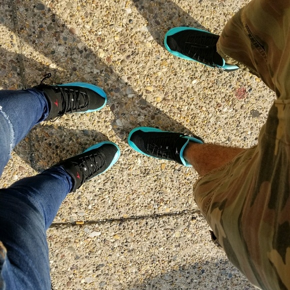 Profile Picture of Reeny Gaghan (@reenyelizabeth) on Poshmark