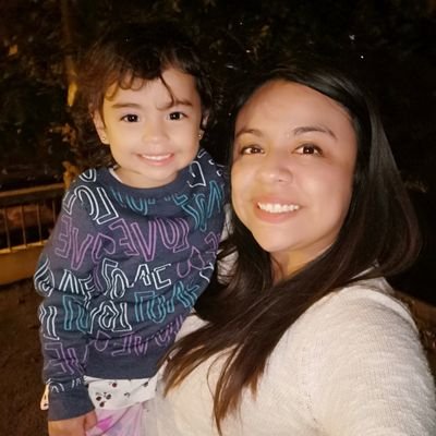 Profile Picture of AnDrea C&V (@conSabor_aUva) on Twitter