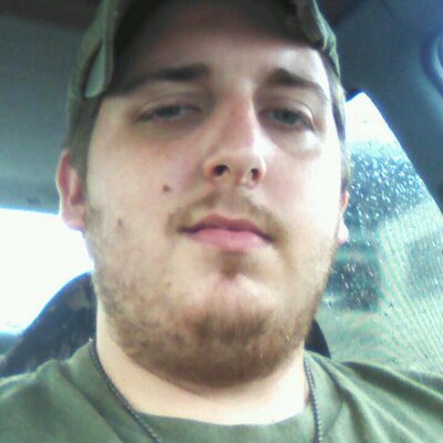 Profile Picture of Daniel Henley (@CountryBoy0069) on Twitter
