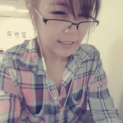 Profile Picture of Ngoc Han Huynh (@bubskittles) on Twitter