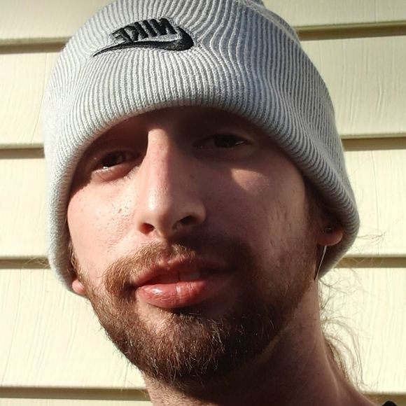 Profile Picture of Matthew Ottele (@matthewottele) on Poshmark