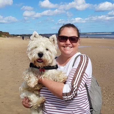 Profile Picture of Vicky Walker (@Vicwak2) on Twitter