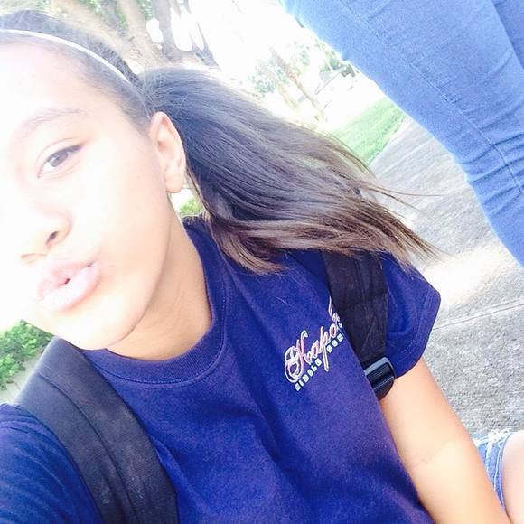 Profile Picture of Tymani Rompon (@tymanirompon5) on Poshmark