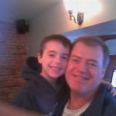 Profile Picture of Eamonn Lyons (@BearaJoe) on Twitter