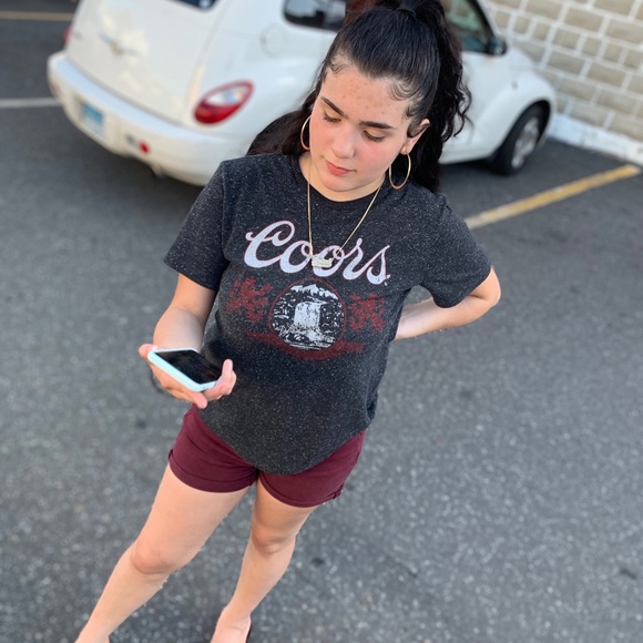 Profile Picture of Kylee Velez (@kkyessir123) on Poshmark