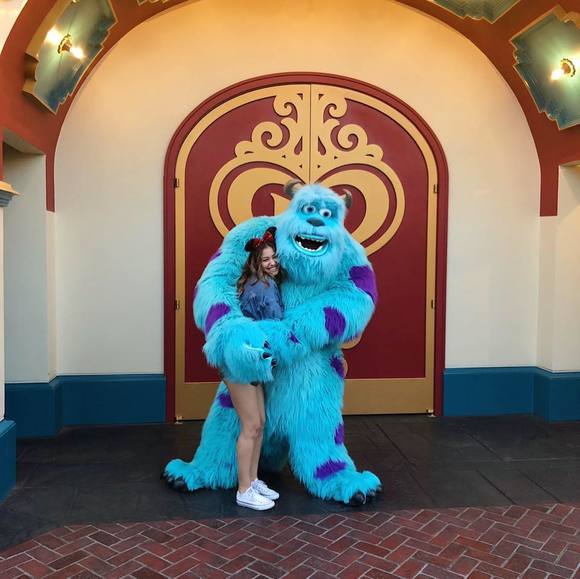 Profile Picture of Emma Bacchus (@emmabacchus) on Poshmark