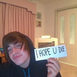 Profile Picture of Andrew Tsaousis (@fatty_24) on Myspace