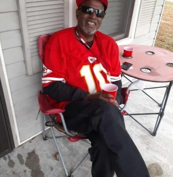 Profile Picture of Clarence Herron (@clarence_herron) on Poshmark