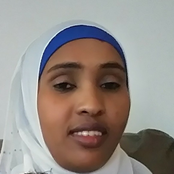 Profile Picture of Saadia Salih (@saadiasalih) on Poshmark