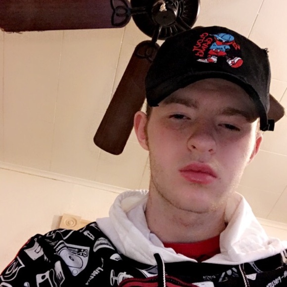 Profile Picture of James Masker (@jmasker27) on Poshmark