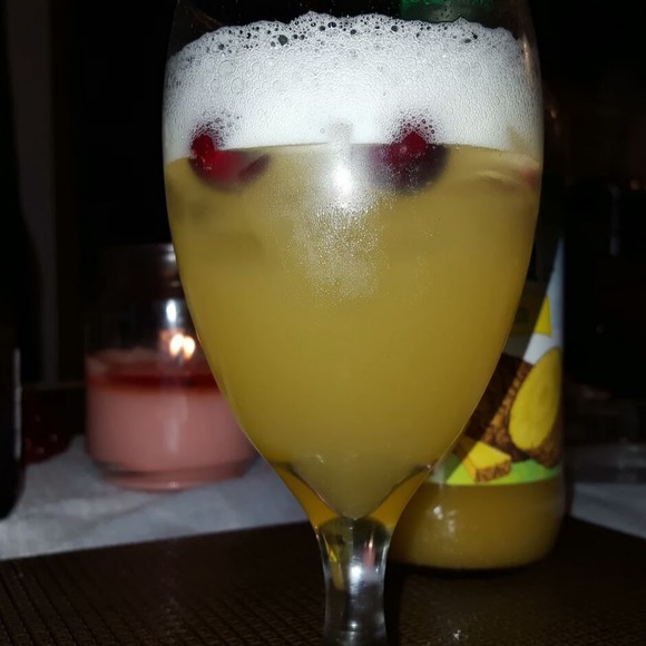 Profile Picture of Carla Hickman (@carlahd) on Poshmark