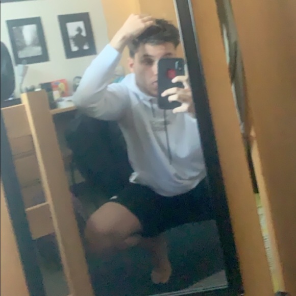 Profile Picture of James Bohn (@jamesbohn) on Poshmark