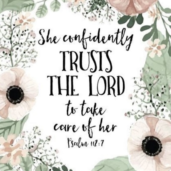 Profile Picture of Ella Parramore (@ellaparramore) on Poshmark