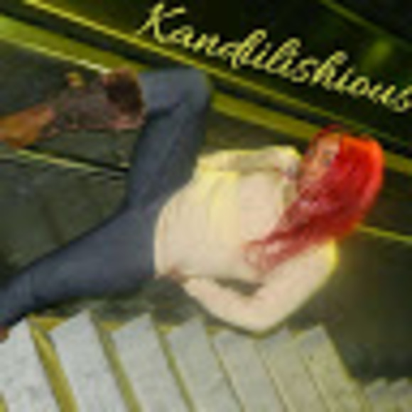 Profile Picture of Kandice Moore (@kandice_moore) on Poshmark