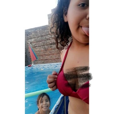 Profile Picture of Lara Ruiz 🙈 (@lararuiz2004) on Twitter