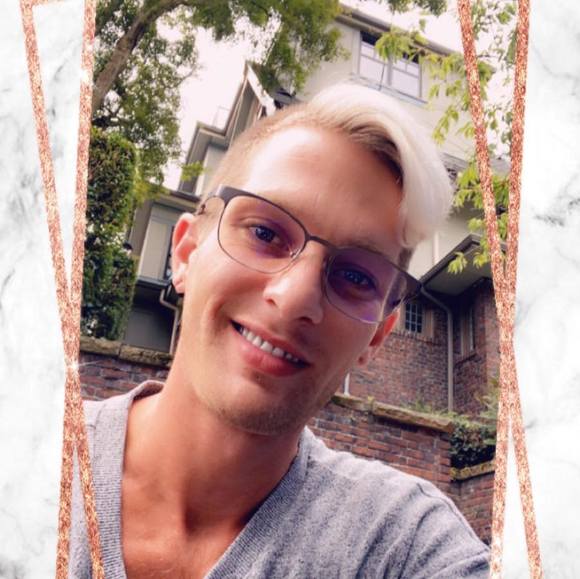 Lippi Shew - Poshmark Profile Picture of Lippi Shew (@lippijo) on Poshmark