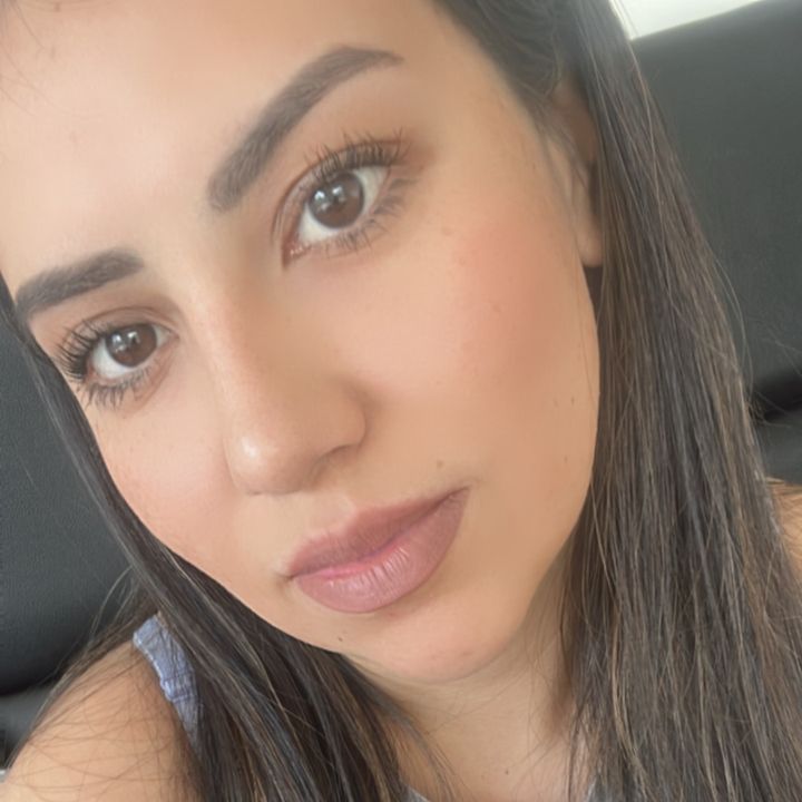 Profile Picture of Angie Dewhirst (@angiedewhirst) on Tiktok