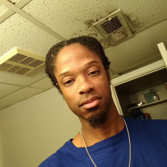 Profile Picture of Maurice Collier (@mauricecollier) on Poshmark