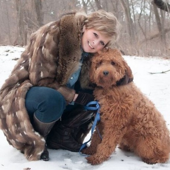 Profile Picture of Verlee Snedden (@verleeanne) on Poshmark