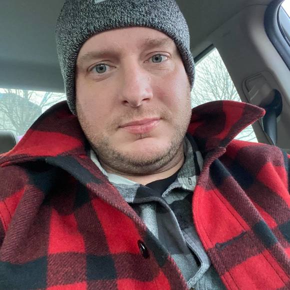 Profile Picture of Curt Morgan (@curtmorgan) on Poshmark