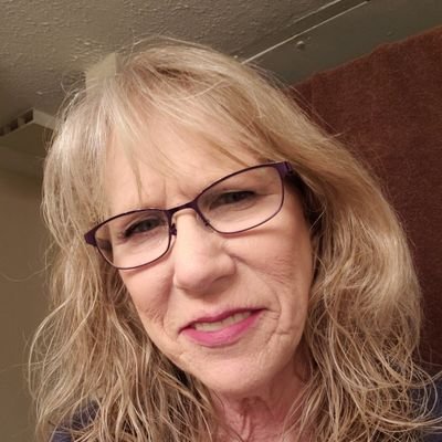 Profile Picture of Tina Evans (@Tinae482) on Twitter