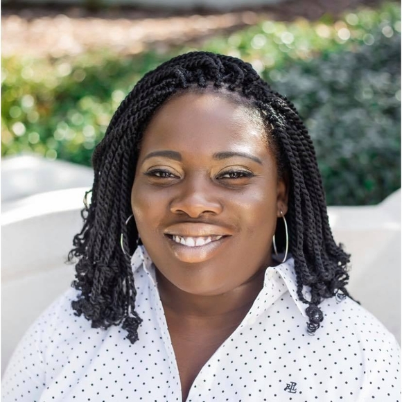 Profile Picture of Shekia Atmore (@shek863) on Poshmark