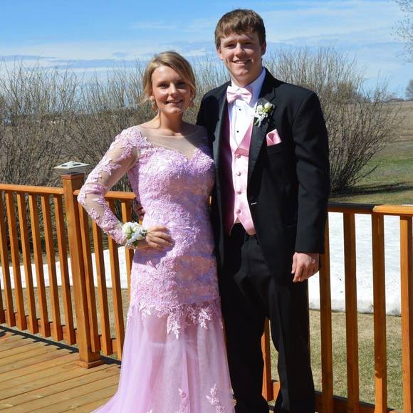 Profile Picture of Cole Baumiller (@baumillercole) on Poshmark