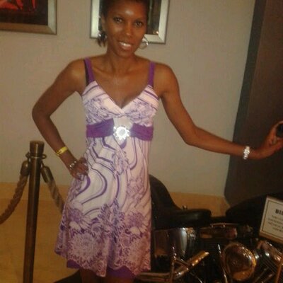 Profile Picture of Itzel Johnson (@itzelvielka) on Twitter