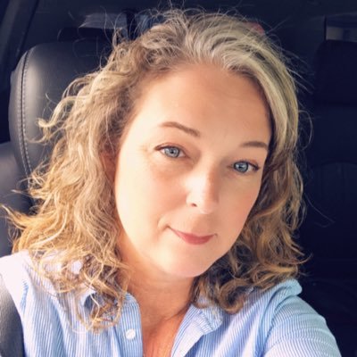 Profile Picture of Carolyn Welch (@teakettle21) on Twitter