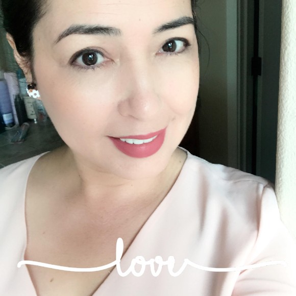 Profile Picture of Kim Lam (@kimlam0912) on Poshmark