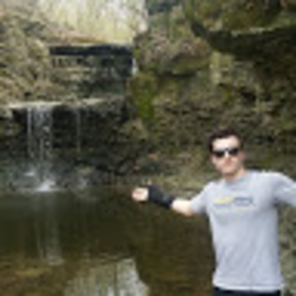 Profile Picture of Brian Peele (@beaniepeele) on Poshmark