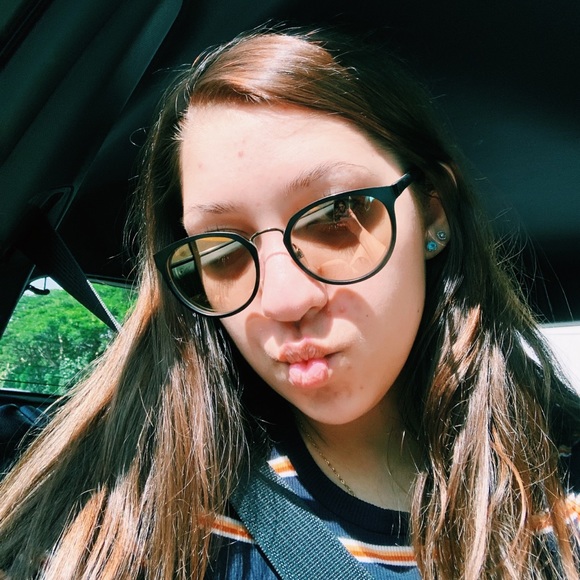 Profile Picture of Relan Meeks (@relanmeeks) on Poshmark