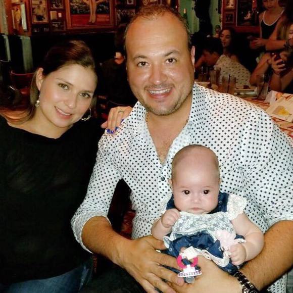 Profile Picture of Carlos andres Taborda restrepo (@ctaborda100) on Poshmark