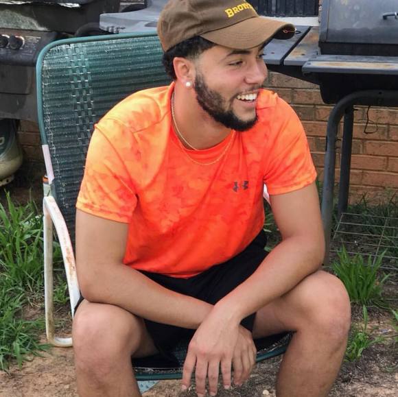 Profile Picture of Cameron Poteat (@cameronpoteat) on Poshmark