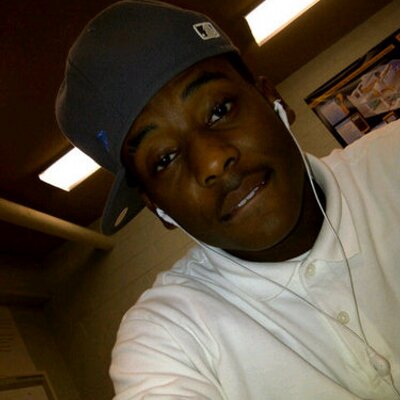 Profile Picture of Alex Smith (@cleatus_smith) on Twitter