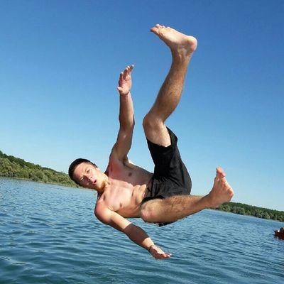Profile Picture of Grisha ♠Spades (@deuce_of_spade) on Twitter