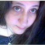 Profile Picture of Louise Lareau (@louiselareau) on Instagram