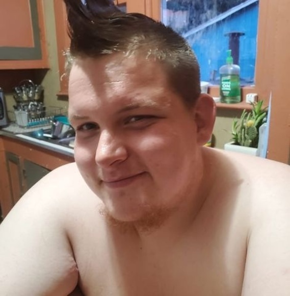 Profile Picture of Stephen Mihalisko (@ivghvqhbgl) on Poshmark