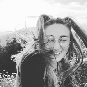 Profile Picture of Jessie Holt (@jessieholt) on Pinterest