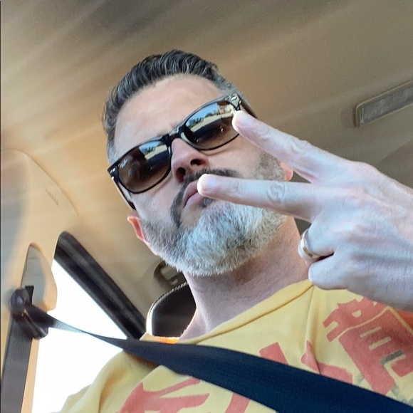 Profile Picture of Michael Mondello (@ralphusmaximus) on Poshmark