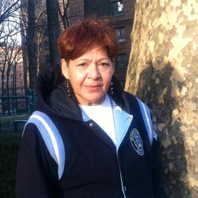 Profile Picture of Yolanda Cruz-Santana (@Crazygrandma646) on Twitter