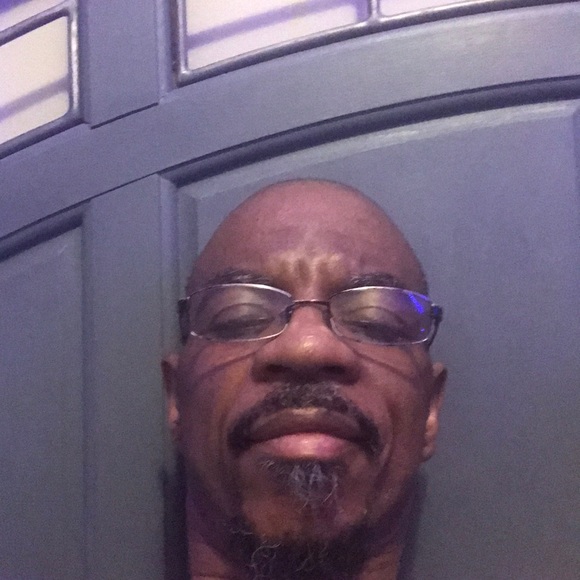 Chris Sadler - Poshmark Profile Picture of Chris Sadler (@chrissadler622) on Poshmark