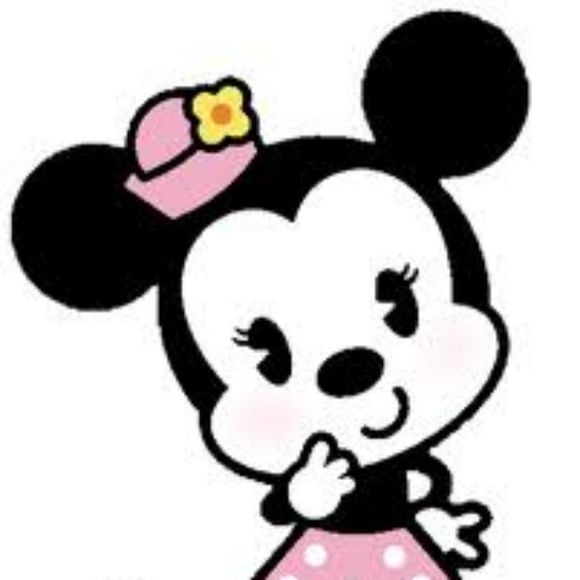 Profile Picture of Alisa Keller (@d23grl89) on Poshmark