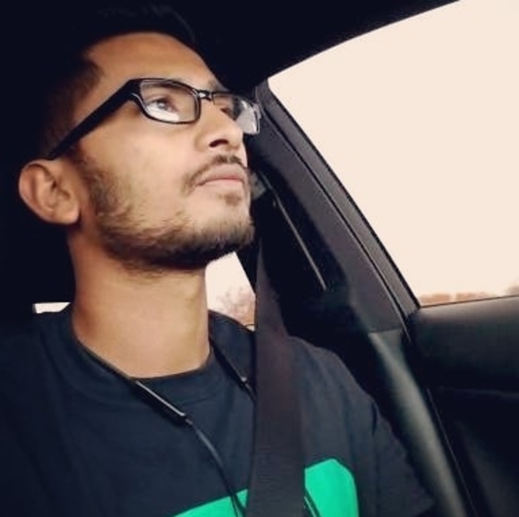 Profile Picture of Artha Ko (@arthasumanko12) on Poshmark