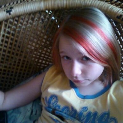 Profile Picture of Katelyn Huff (@katiebugcrazy) on Twitter