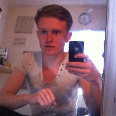 Profile Picture of Michael Saville (@djbubble2k9) on Twitter